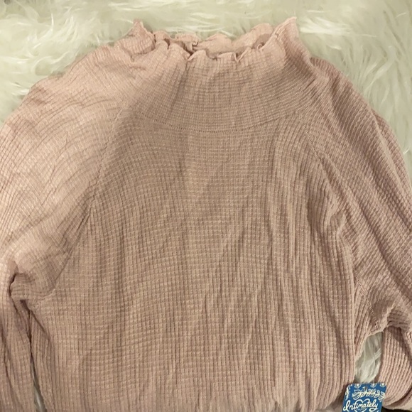 Pink Turtleneck - Picture 2 of 4